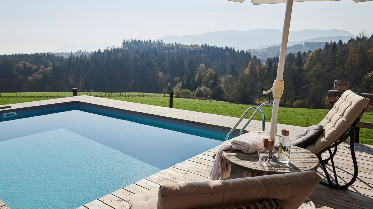 Pool Pool